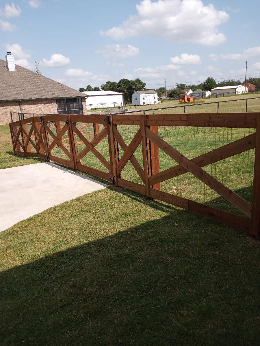 farm style fence near Plano