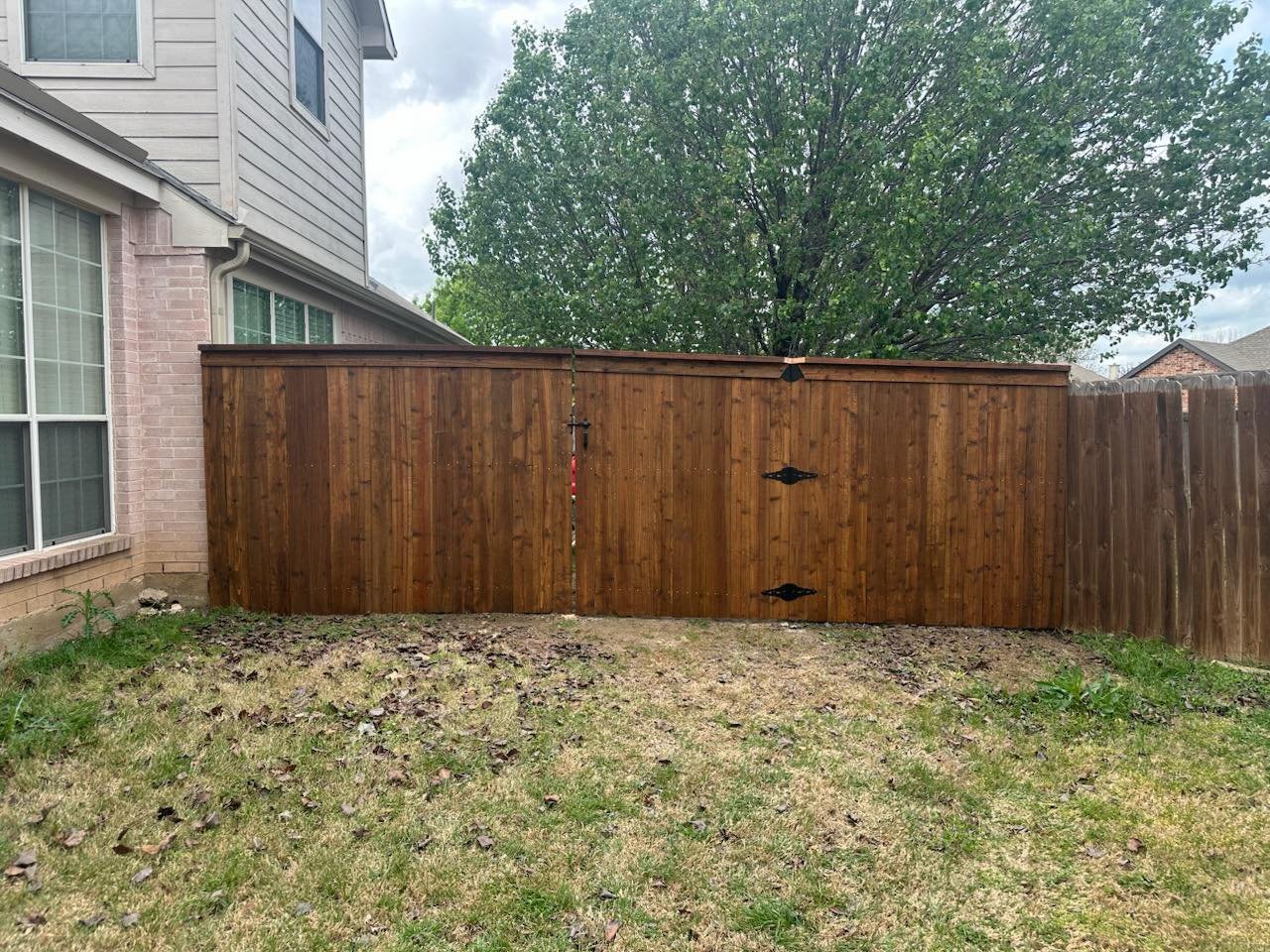 Fence Repair in Arlington,