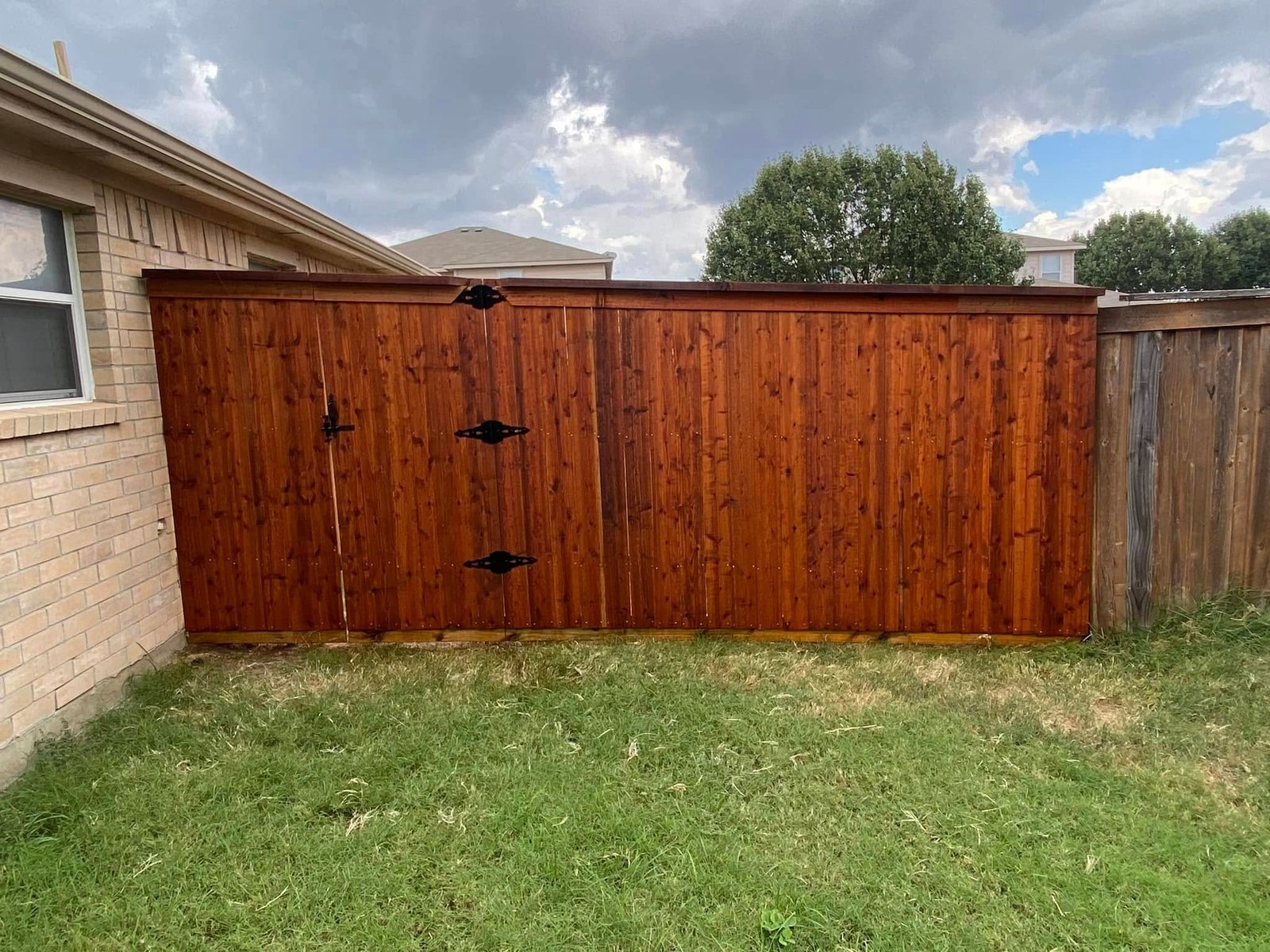 Cedar Fence Installation in Fort Worth – Trusted Experts