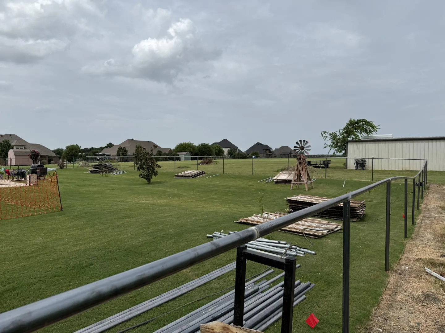 Recognizable Signs You May Need Composite Fence Installation in Fort Worth