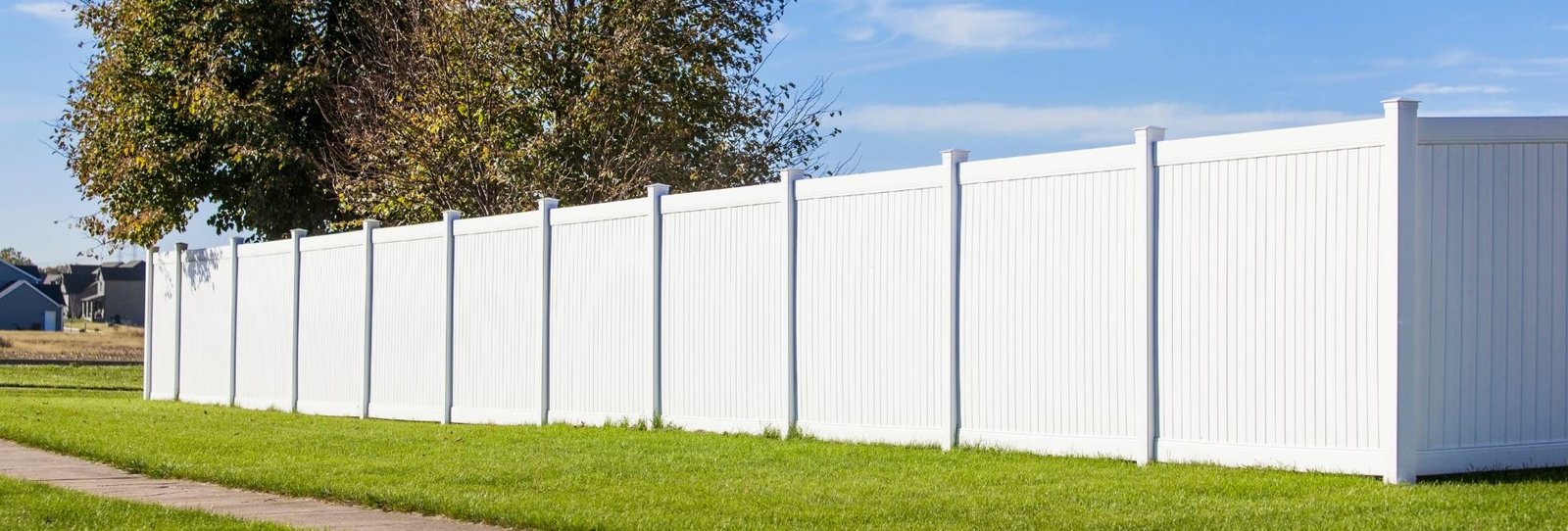 Understanding the Cost Factors of Vinyl Fence Installation in Fort Worth