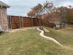 no-snag-fence-install-on-hill